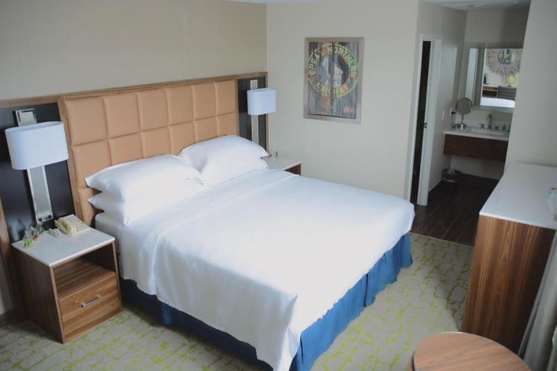 Doubletree By Hilton Huntington, Wv Hotel Exterior photo